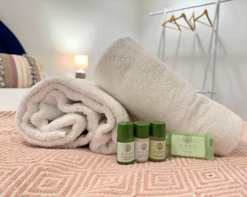 Апартаменты The Quirky Quarter- 2bedrooms